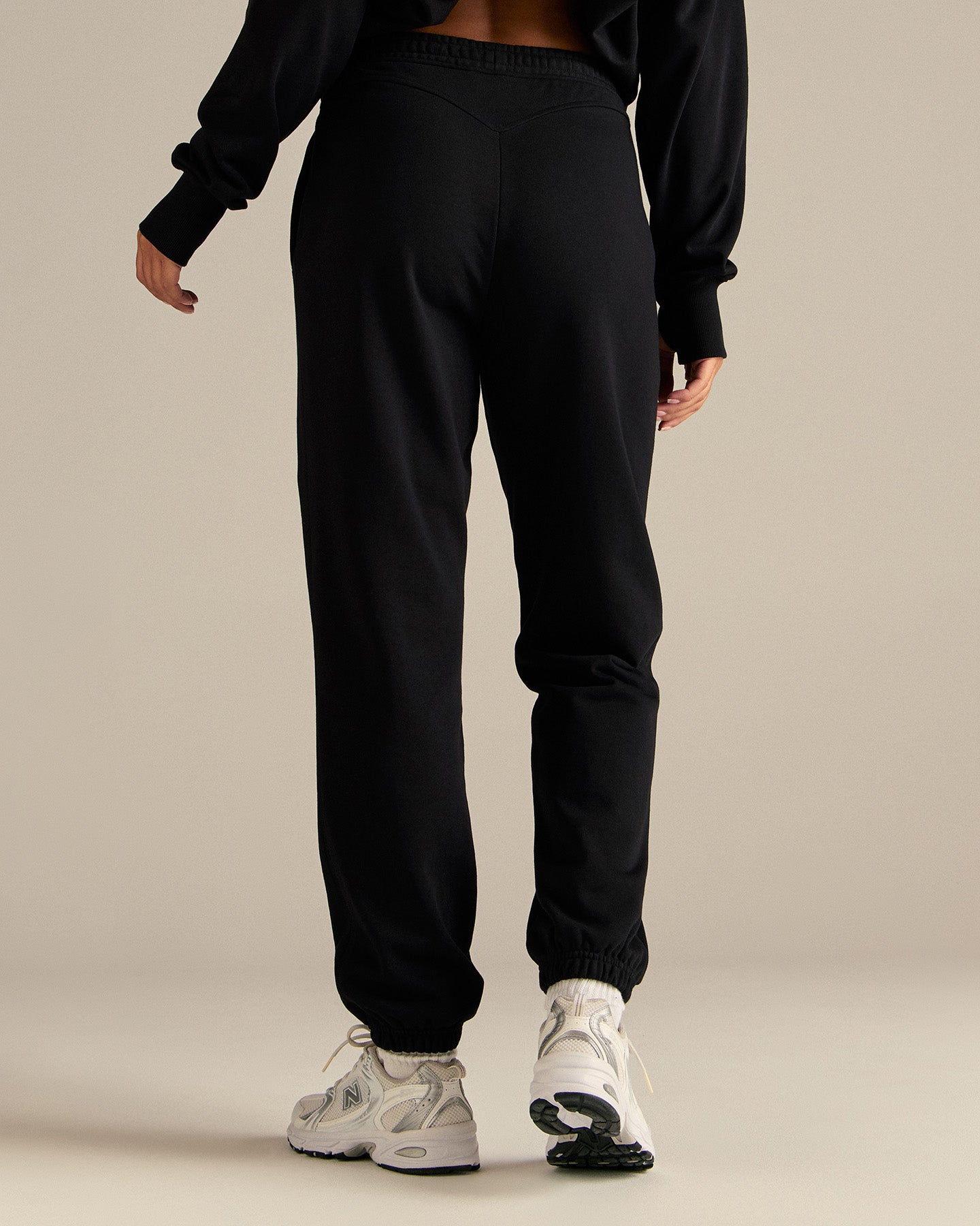 Comfort Cuffed Hem Joggers | Black