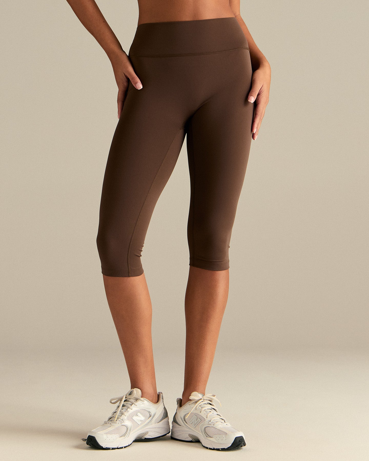 Essential High Waist Capri Leggings | Cocoa
