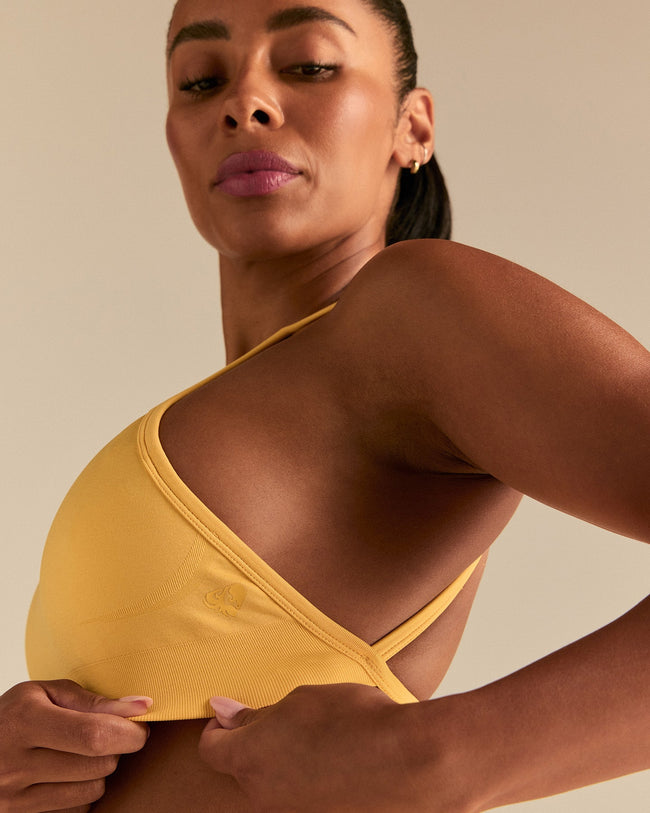 Define 2.0 High Neck Backless Bra | Mango