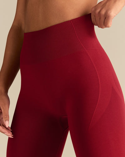 Define 2.0 High Waist Scrunch Leggings | True Red
