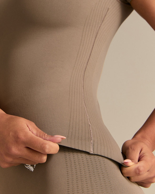 Power Short Sleeve Top | Taupe Grey