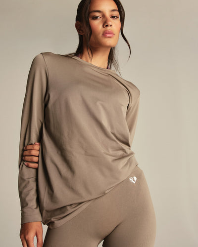 Lightweight Seamless Long Sleeve T-Shirt | Taupe Grey