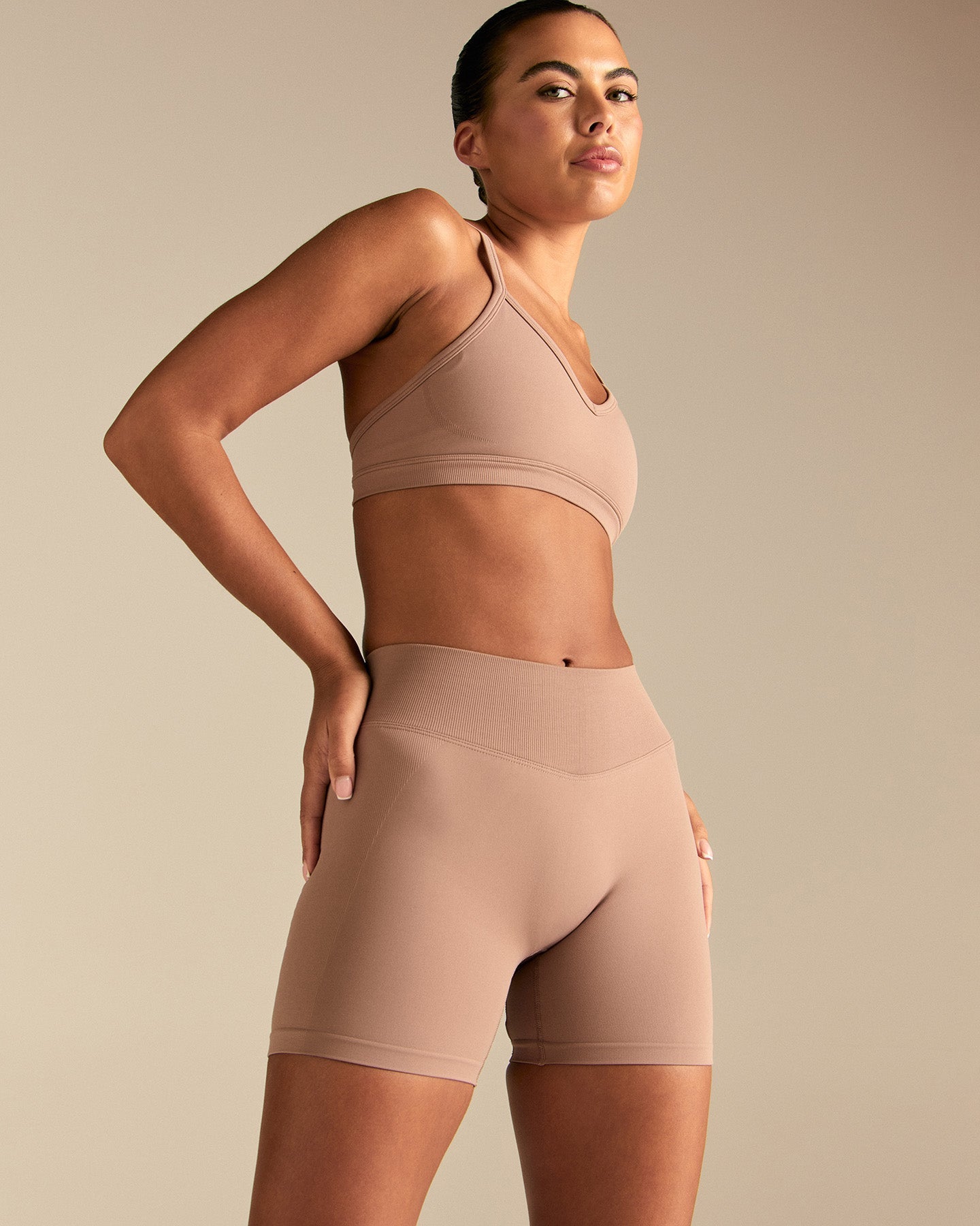 Emphasize Mid Waist 5" Shorts | Mauve Taupe