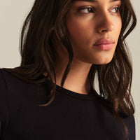 Smooth Contour Cropped Short Sleeve T-Shirt | Black