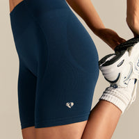 Define 2.0 High Waist Scrunch Shorts 6" | True Navy