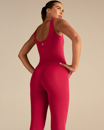 Essential Built-In Bra Scoop Back Tank | Strawberry Kiss