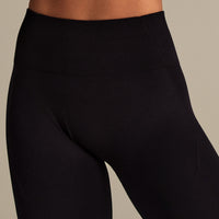 Define 2.0 High Waist Scrunch Leggings | Black