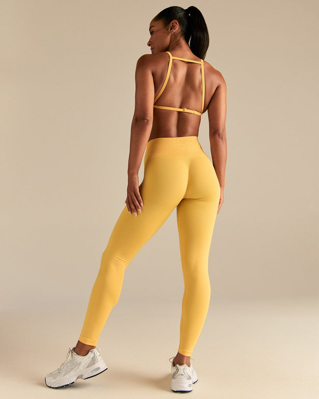 Define 2.0 High Neck Backless Bra | Mango