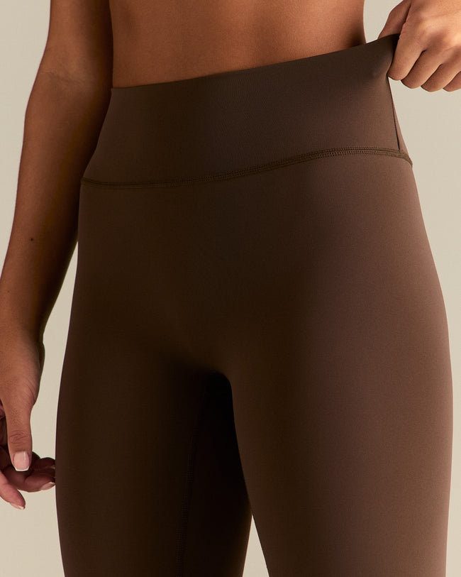 Essential High Waist Capri Leggings | Cocoa