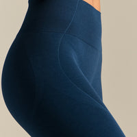 Define 2.0 High Waist Scrunch Leggings | True Navy